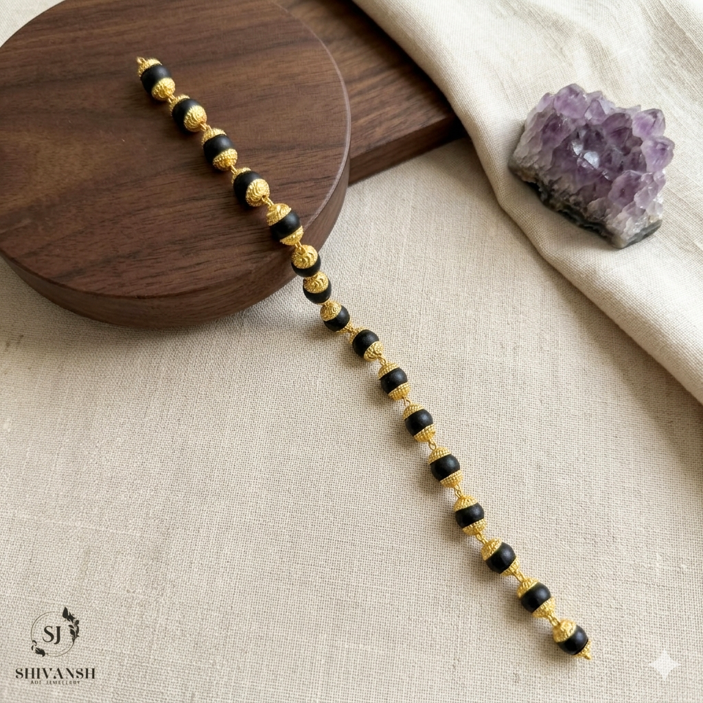 Gold Plated Simple Karungali Bracelet BR-06