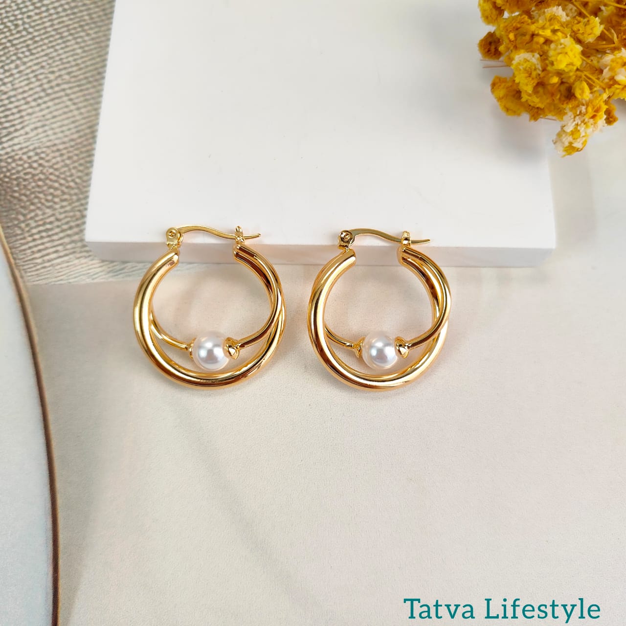 PEARL HOOPS