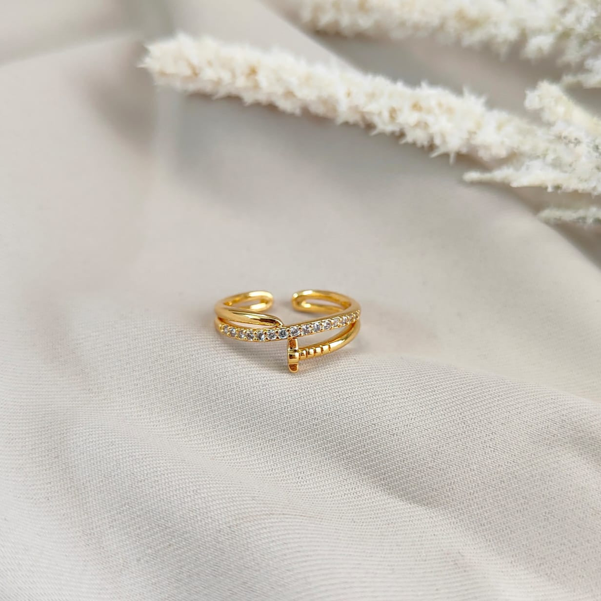 RADIANT RING 389