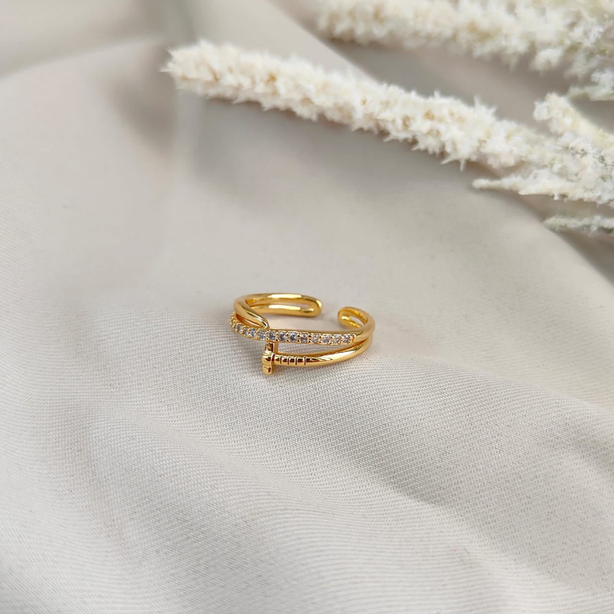 RADIANT RING 389