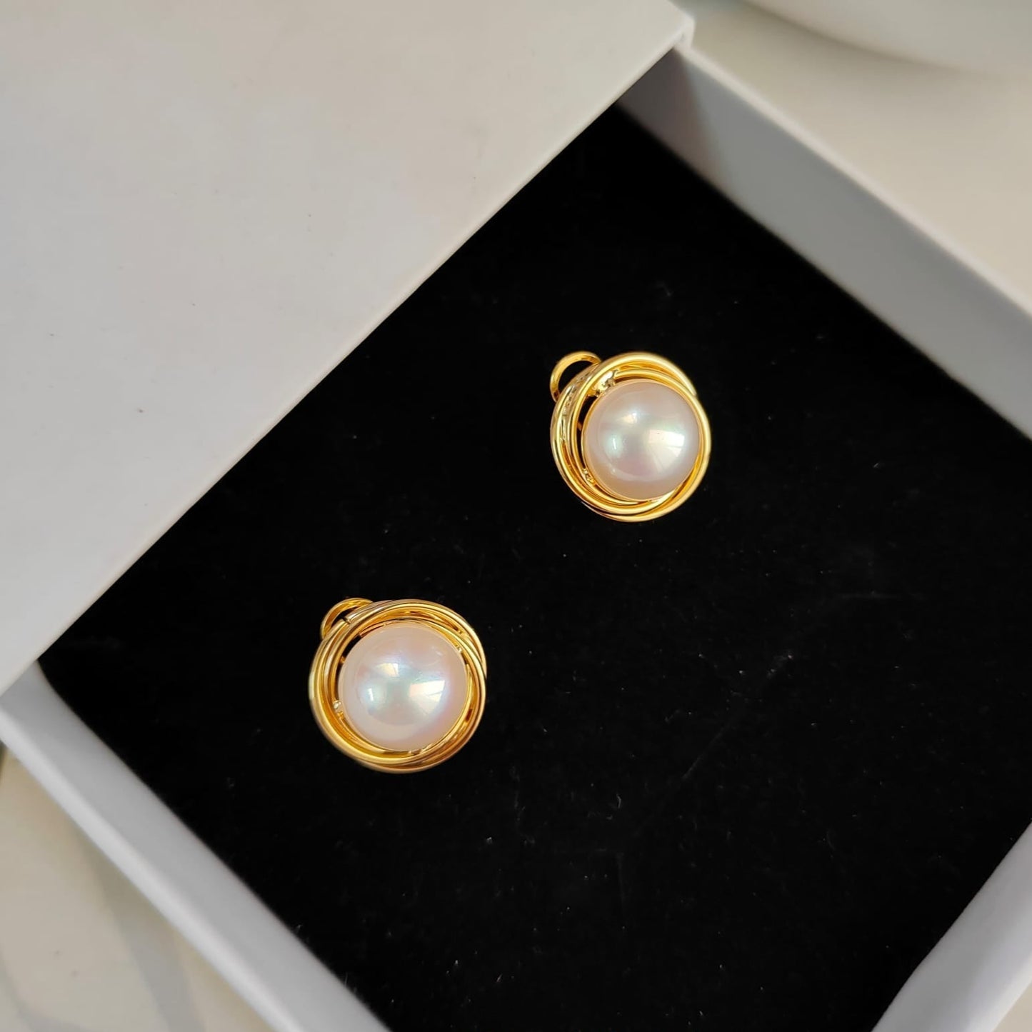 TWISTED RING PEARL STUD 347