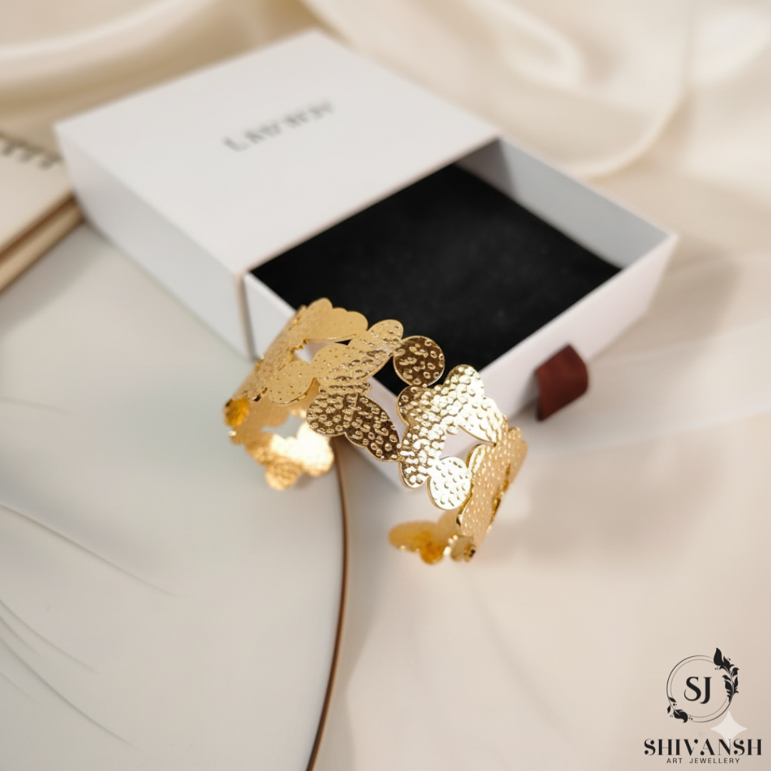 EVERYDAY BRASS ADJUSTABLE CUFF