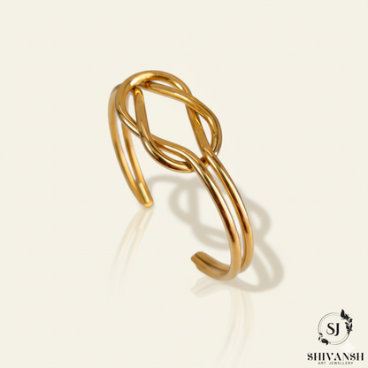 GOLDEN TWISTED BRACELET