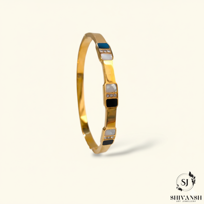 DUAL COLOR STATEMENT BRACELET