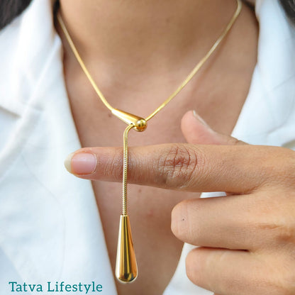 STATEMENT NECKLACE
