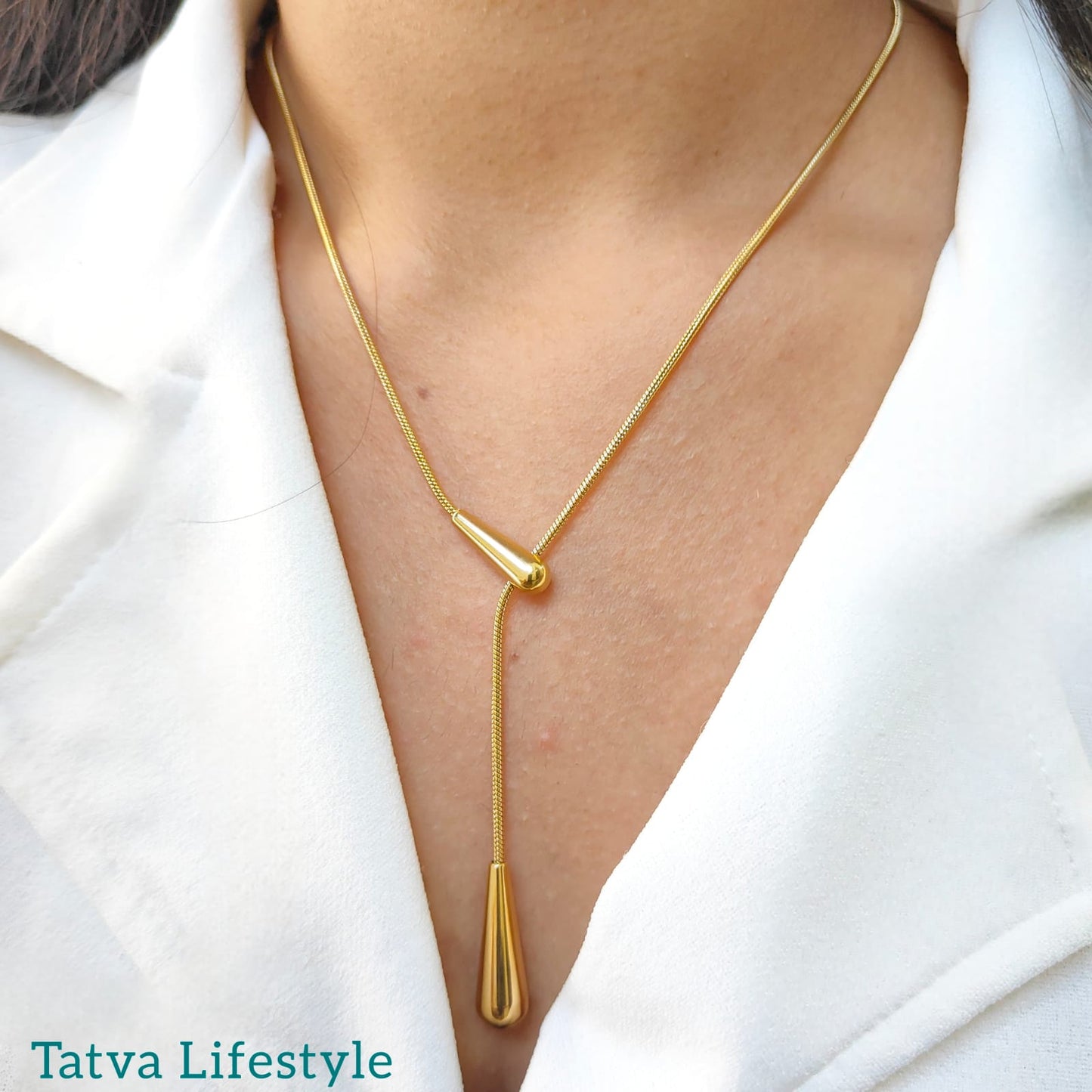 STATEMENT NECKLACE