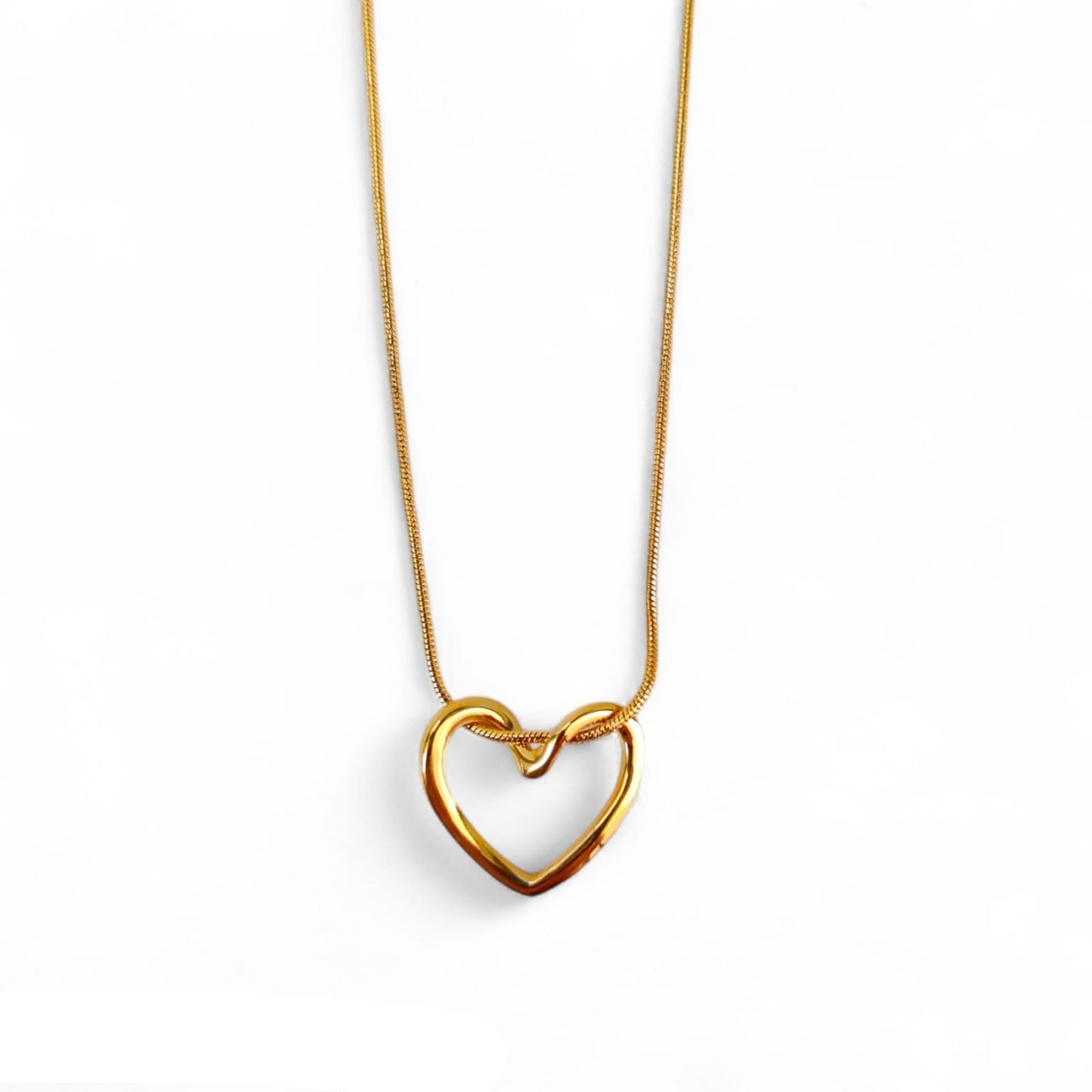 HEART NECKLACE