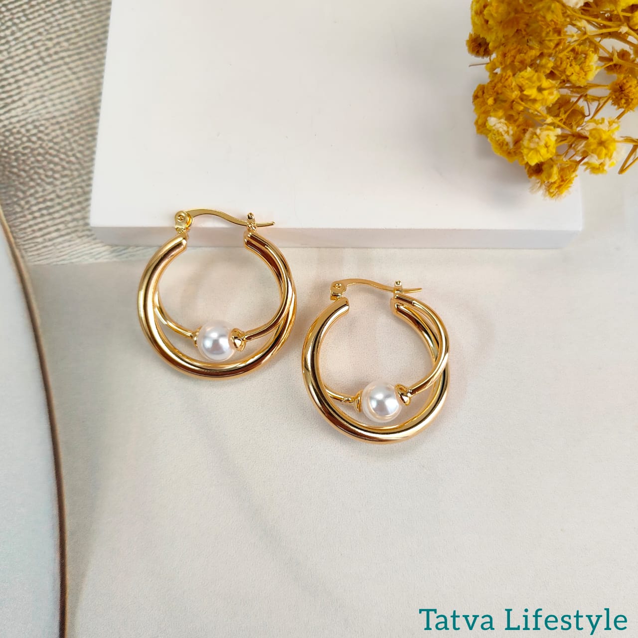 PEARL HOOPS