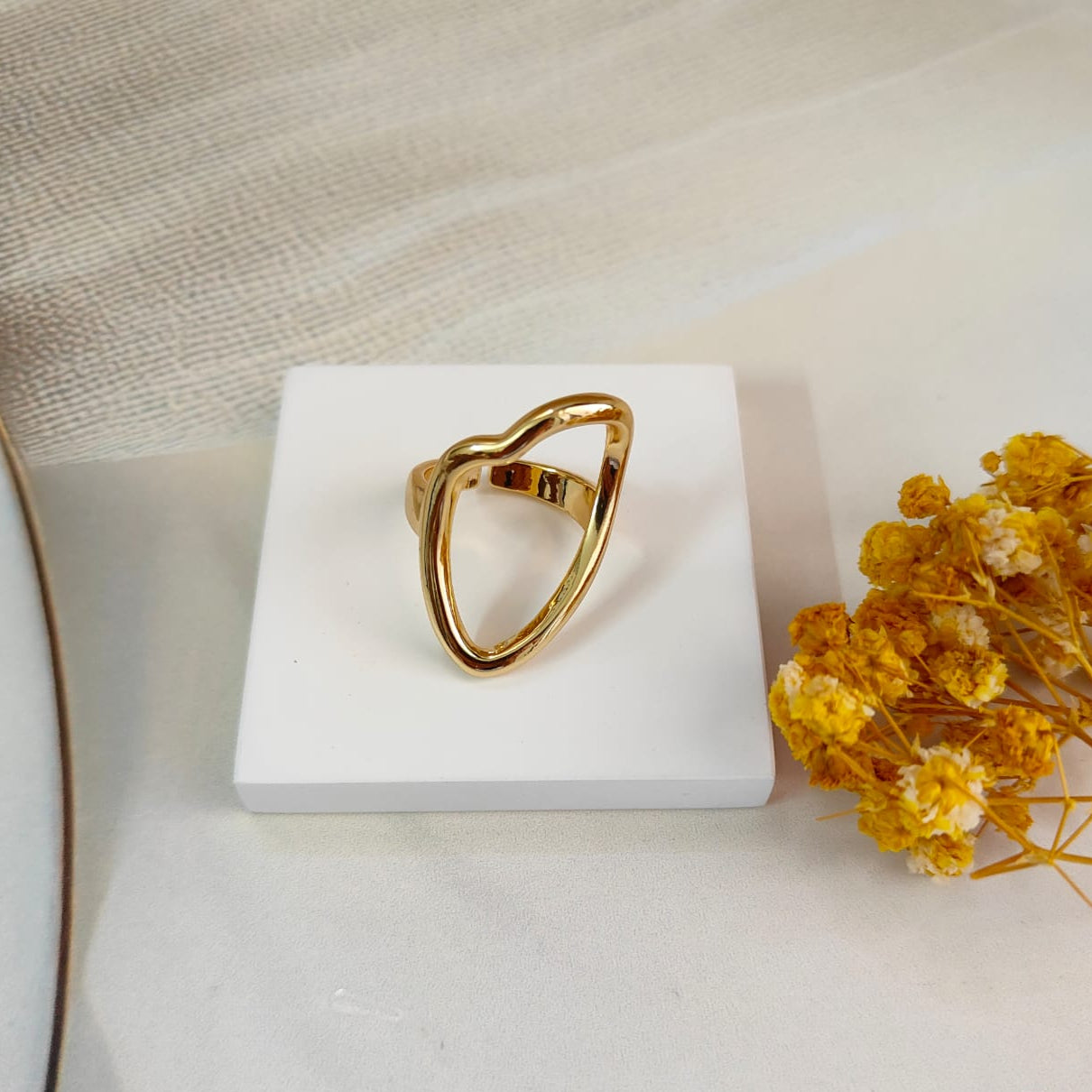 BOLD RING