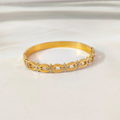 DIAMOND STUDDED BRACELET
