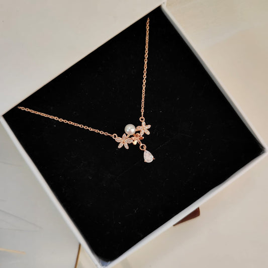 DIAMOND DROP NECKLACE