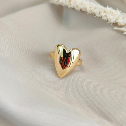 HEART RING