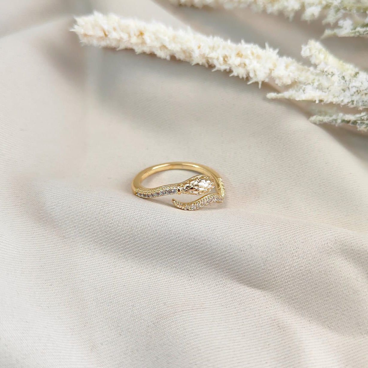 DIAMOND TAIL SNAKE RING 410