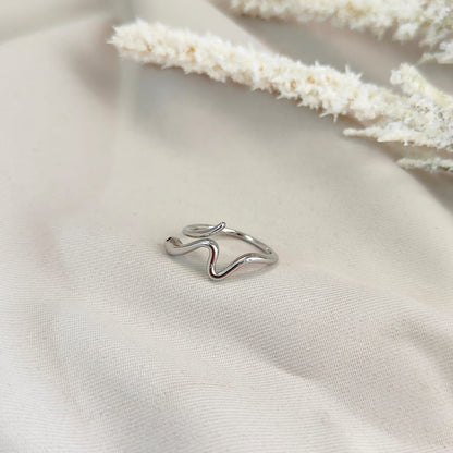 SIMPLE SILVER SNAKE RING 413