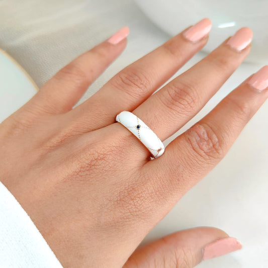 IVORY ELEGANT RING 71