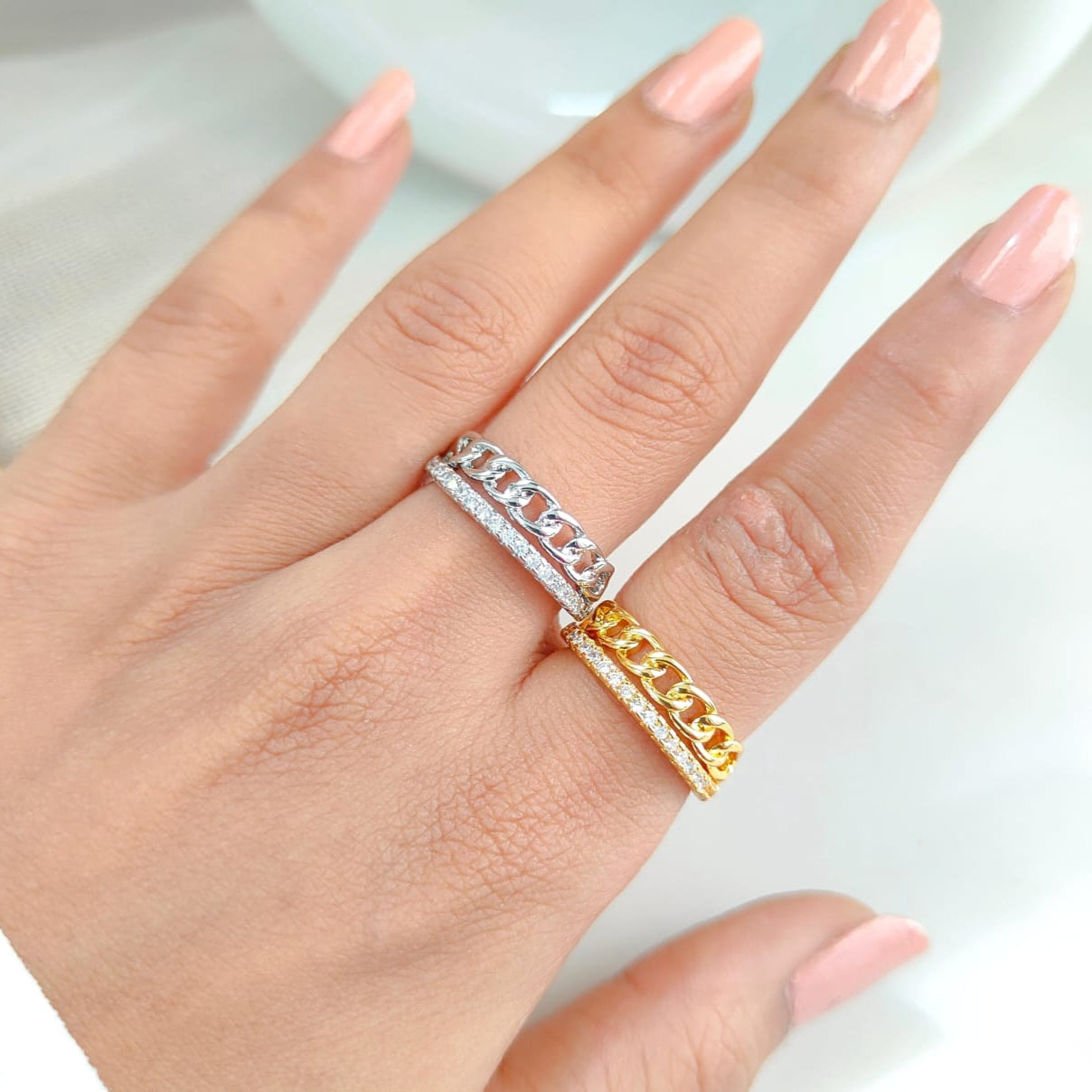 CHAINLINE GLOW RING