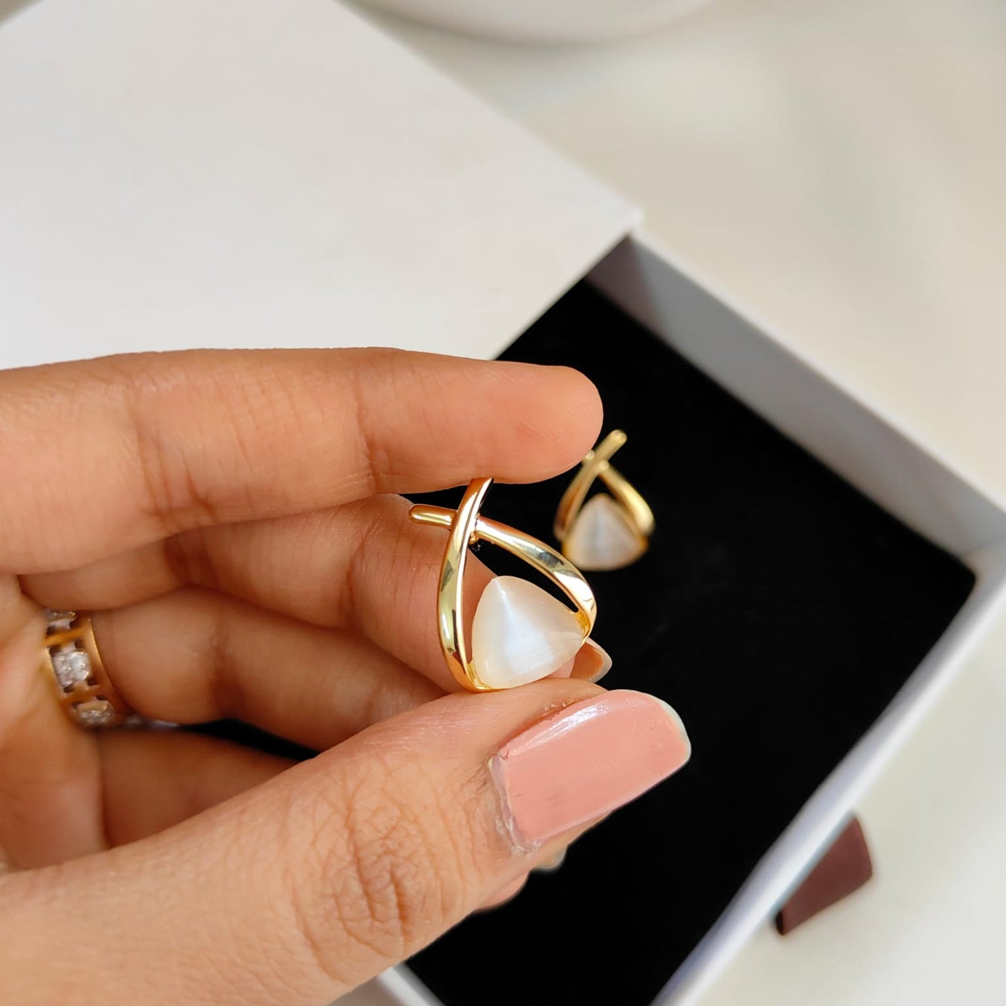 GOLD POP STUD 371