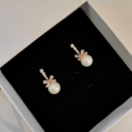 PEARL DROP EARRINGS