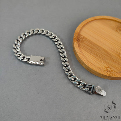 Sleek Silver Cuban Link Bracelet