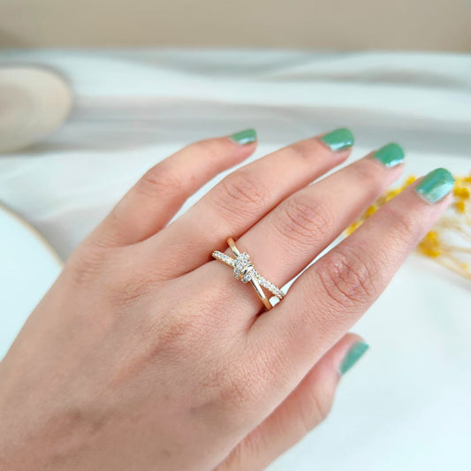 DOUBLE LINE CROSS RING