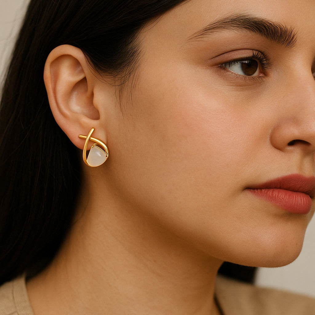 GOLD POP STUD 371