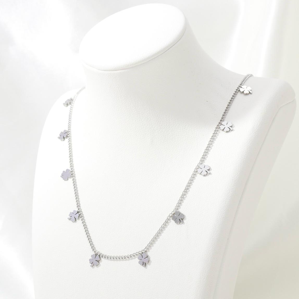 MULTI FLOWER SILVER NECKLACE